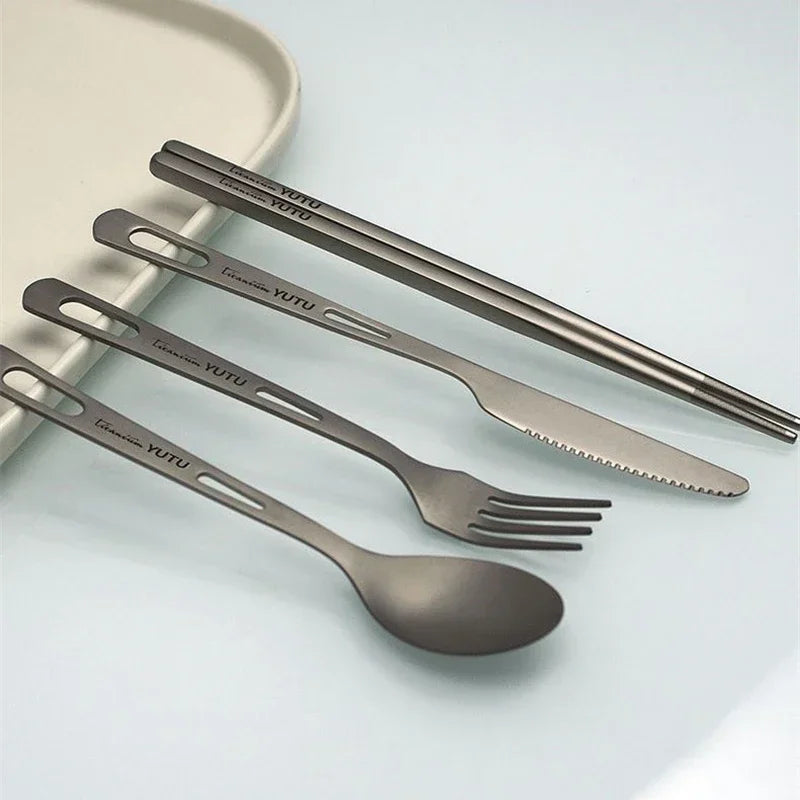 Quazar Travel Set