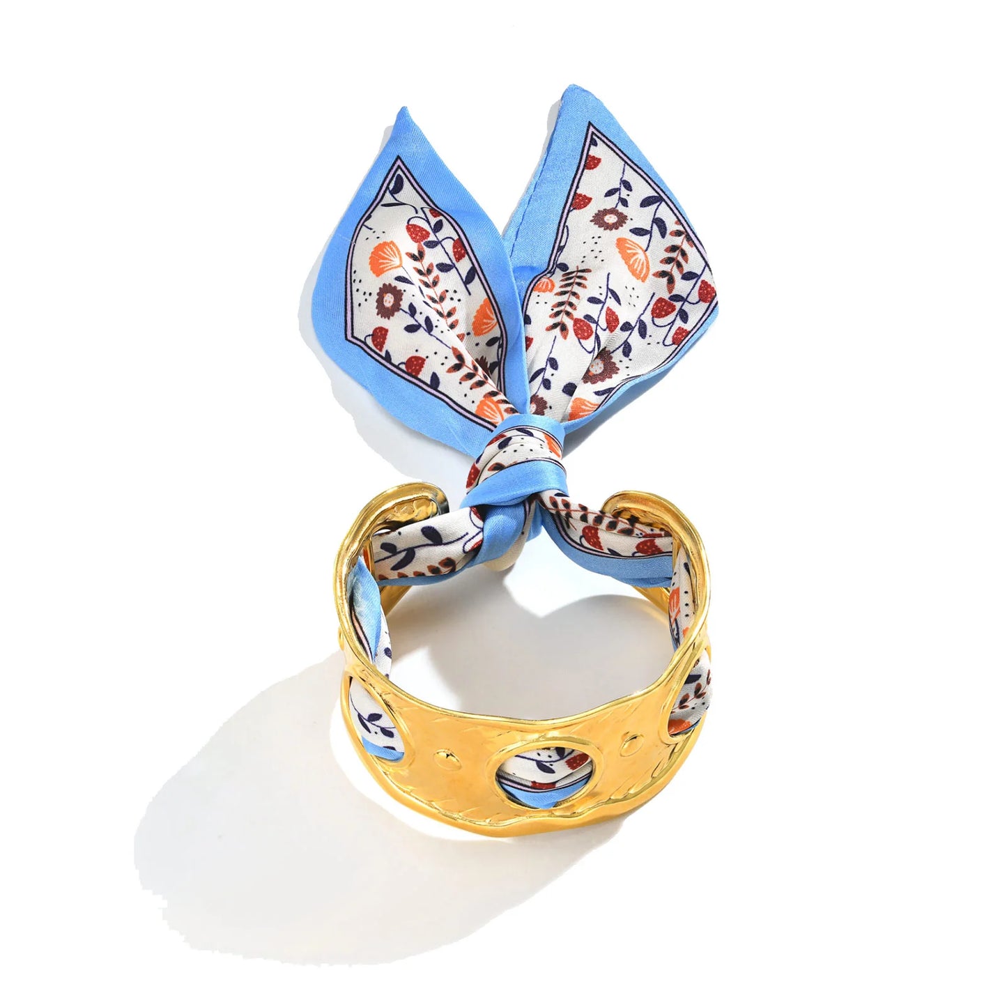 Filo d’Aria Bangle Bracelet