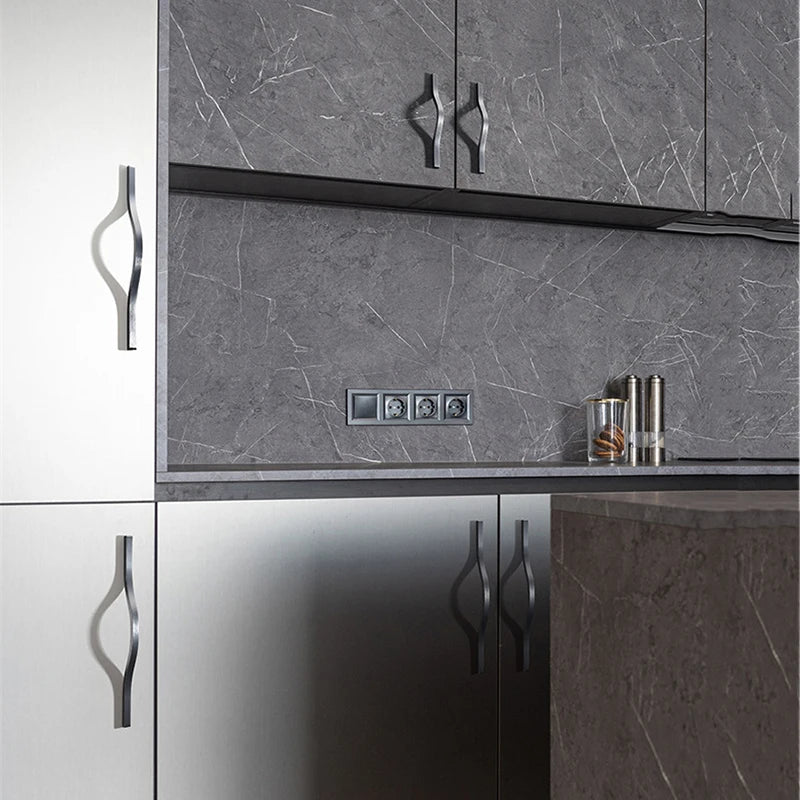 Linea Viva Handles