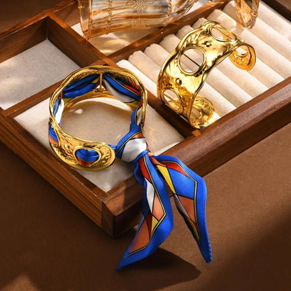 Filo d’Aria Bangle Bracelet