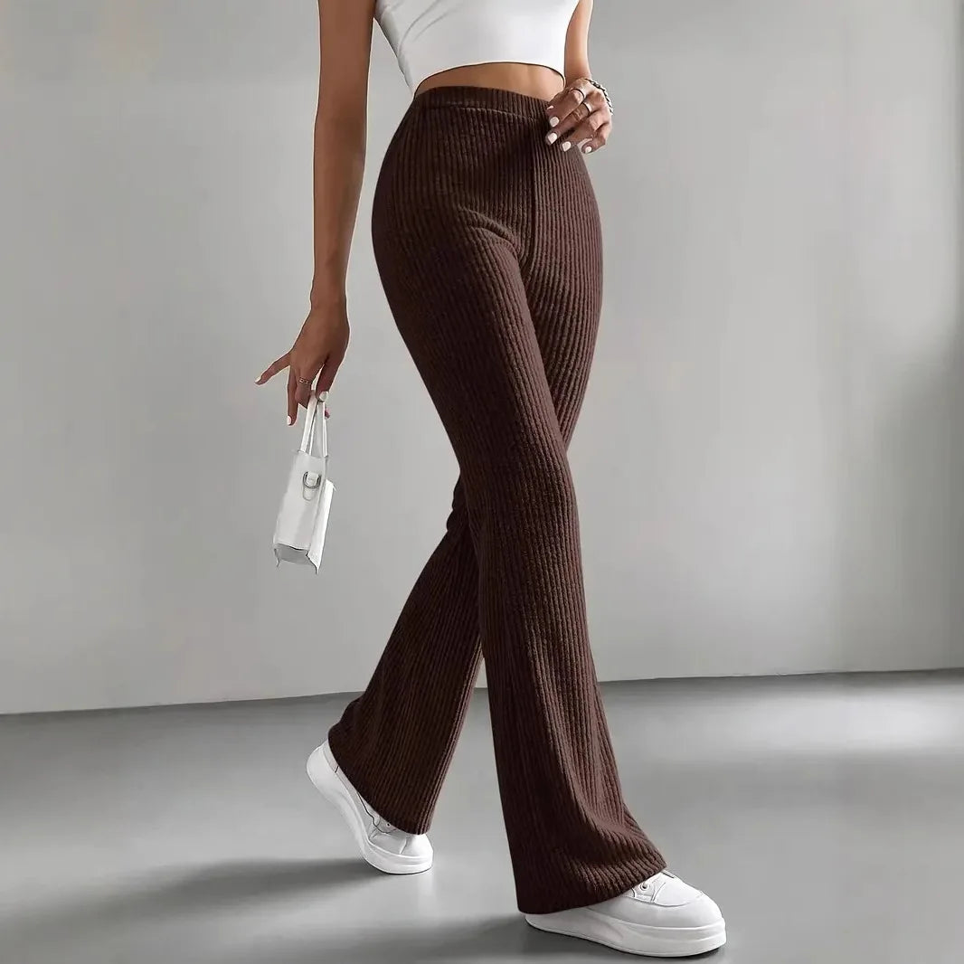 Nebbia Vivo Solid Flare Pants
